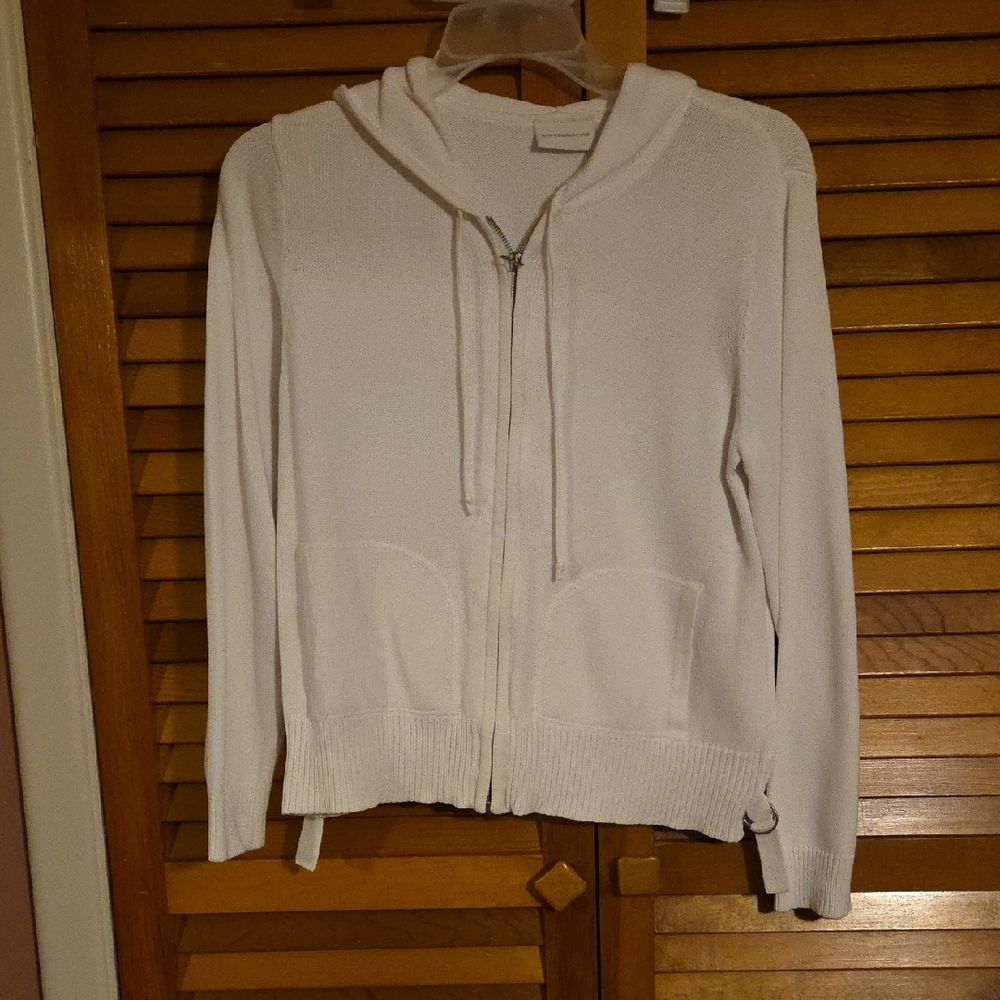 Liz Claiborne White Knit Sweater